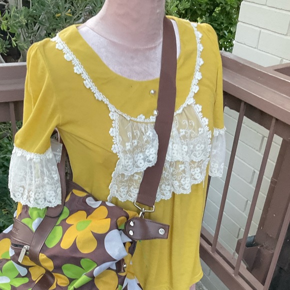 Beauty Ballet design gold cotton stretch victorian poet cream lace ruffles Med. - Picture 11 of 14